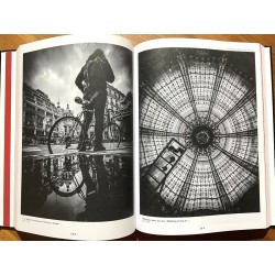 Love Paris in Black & White - Les Essentiels | The Essentials